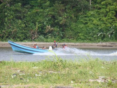 Pobladores de las costas de Donoso solicitan carretera