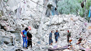 Aviones del Ejército sirio bombardean Alepo tras declarar una ofensiva