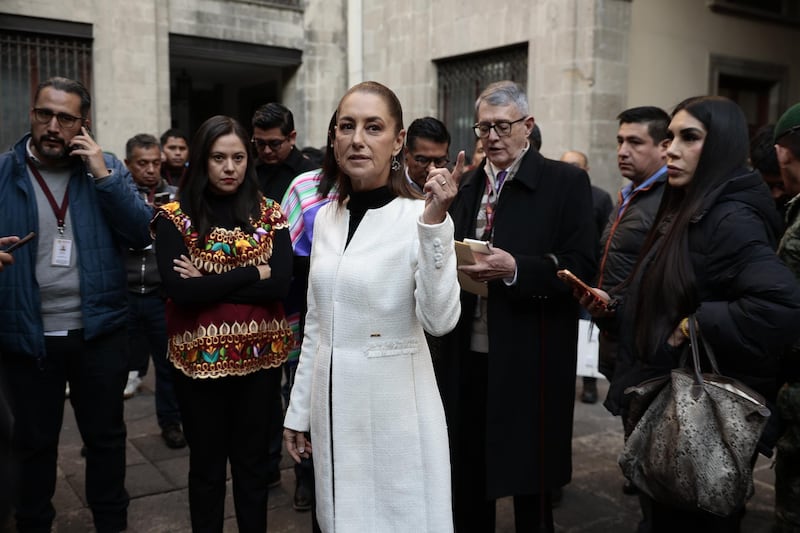 Un fuerte sismo de magnitud 6,5 sacude el centro de México