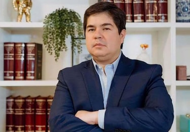 Embajador de Ecuador en Colombia regresa a su país tras llamado a consultas de Cancillería