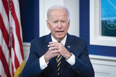 El intérprete que ayudó a rescatar a Joe Biden en 2008 escapa de Afganistán