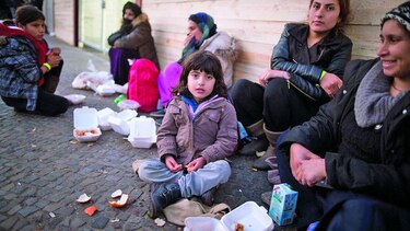 Merkel defiende apoyo a refugiados