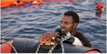 Rescatan en el Mediterráneo a 6 mil inmigrantes durante el fin de semana