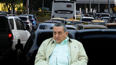 Envían de vacaciones al secretario de la ATTT tras derogación de decreto de ‘apps’ de transporte