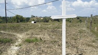 Vecinos de El Piro reclaman a Salud que autorice cementerio