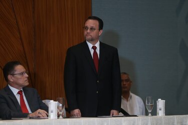 Mulino presenta a su Gabinete: tres ministros aún por nombrar