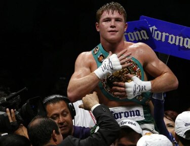 Canelo Álvarez y Lara pelearán en julio por título súper ‘welter’