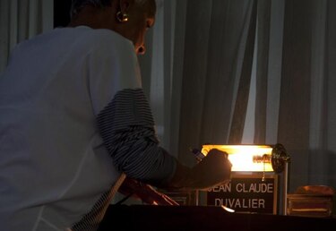 Cientos acuden al funeral de Jean-Claude Duvalier en Haití