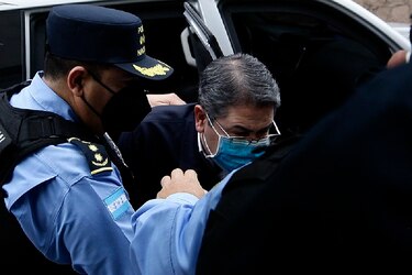 Expresidente hondureño pide casa por cárcel mientras sigue proceso de extradición