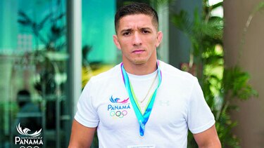 Panamá suma dos de oro