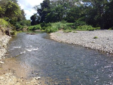 Principal afluente de la cuenca del río La Villa registra poca recuperación de su caudal