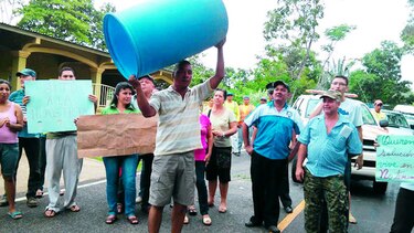 Poceños exigen agua potable