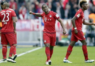 Bayern da otro paso hacia el título; Dortmund sigue con vida