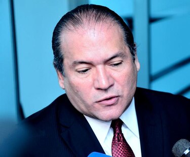 Piden investigar versión de Harry Díaz