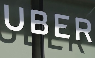 Uber pierde más de $5 mil millones y cae en la bolsa