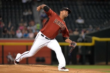 Randall Delgado, sin decisión en triunfo de Arizona