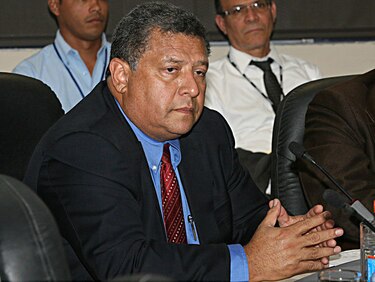 Contraloría ordena auditoría forense al exministro de Salud Franklin Vergara