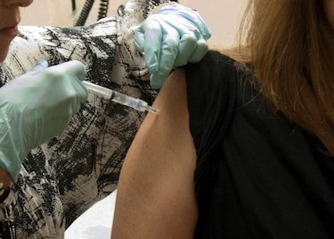 OMS pide a expertos que desarrollen 8 tratamientos y 2 vacunas contra el ébola