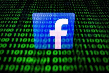 Facebook informa que error podría haber desbloqueado a gente bloqueada