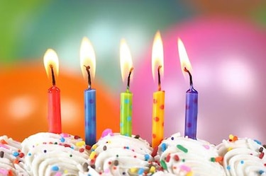 Cumpleaños al son de  Rogelio Sinán