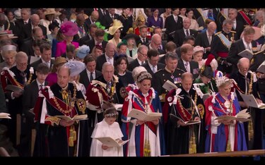 ‘Dios salve al rey’: Carlos III es coronado