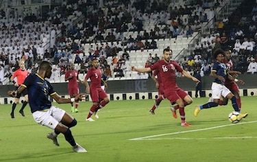 Catar le propina primera derrota a Ecuador en la era del Bolillo Gómez