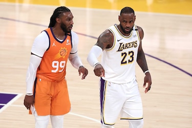Los Lakers en alerta por derrota ante Suns y lesión de Davis