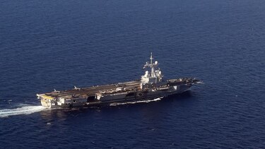 El portaaviones Charles de Gaulle se prepara para bombardear en Siria