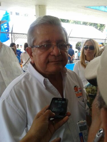 Orange pide a la membresía del PRD evitar torceduras de brazos