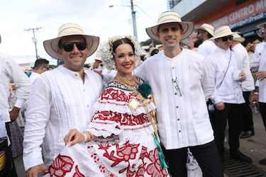 Polleras, alegría y orgullo: lo que se vivió en el desfile de las Mil Polleras
