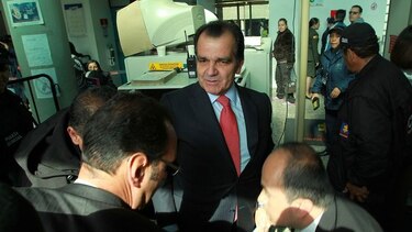 Fiscalía colombiana imputará el 10 de julio a excandidato presidencial por caso Odebrecht