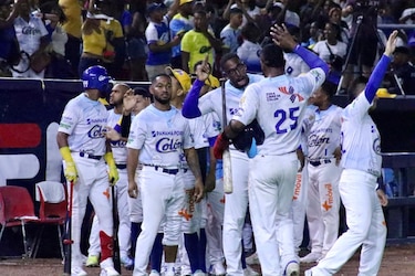 Colón comienza la defensa  de su campeonato en la mayor