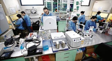 Sin fondos para realizar investigación científica