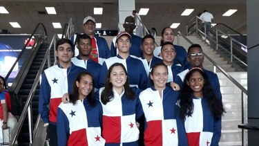 Nadadores panameños consiguen apoyo y viajan al Cccan de Barbados