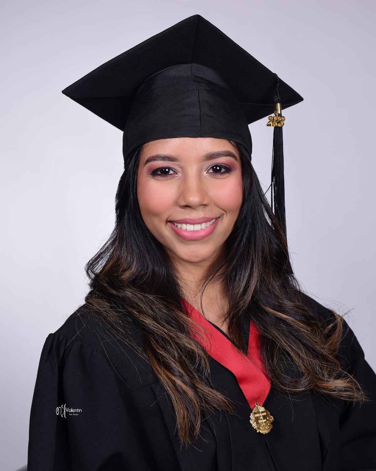 La Universidad de Panamá presenta a los graduados de su Facultad de Derecho y Ciencias Políticas