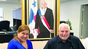 Alma Cortés, la mano dura de Martinelli