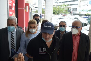 Expresidente Martinelli denuncia -otra vez...- al exmagistrado Jerónimo Mejía