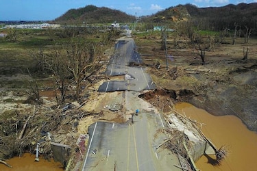 Sube a 16 la cifra de muertos en Puerto Rico por el azote del huracán María