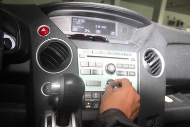 Todo listo para el cambio en las radiofrecuencias del país