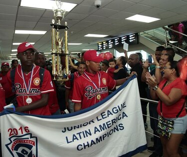 Los reyes de la pelota latina regresan a Panamá