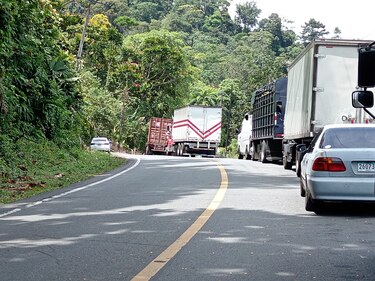Minsa: Bloqueos en Bocas del Toro impiden atención médica y pueden causar brote