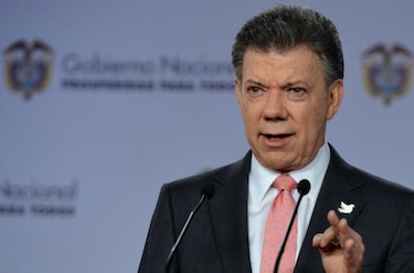 Encuestas revelan alza en imagen del presidente Santos