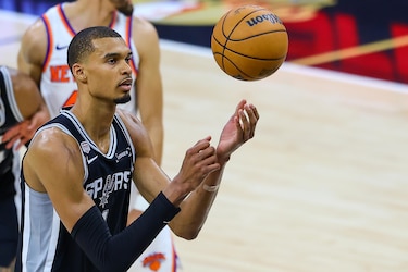 Wembanyama renueva con los Spurs por $252 millones