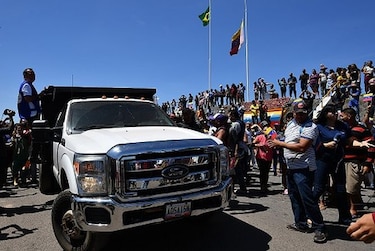 Camiones con ayuda para Venezuela se repliegan en la frontera brasileña