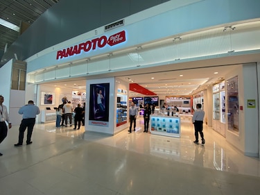 Inauguración de PANAFOTO Duty Free, Terminal 2