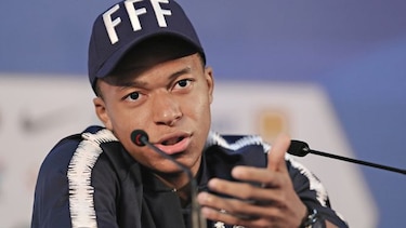 Mbappé se entrenó sin problemas con su selección