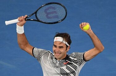 Federer supera la primera ronda en Dubái