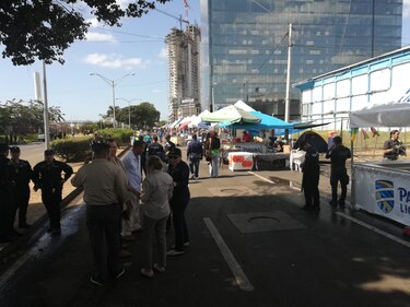Policía Nacional aprehende a más de 20 personas en la cinta costera; tenían diversas órdenes de captura