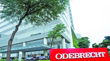 Odebrecht es condenada a pagar una multa de más de $2 mil millones a Brasil, Estados Unidos y Suiza