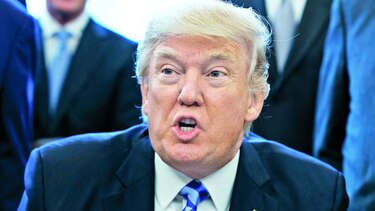 Donald Trump critica a la ultraderecha